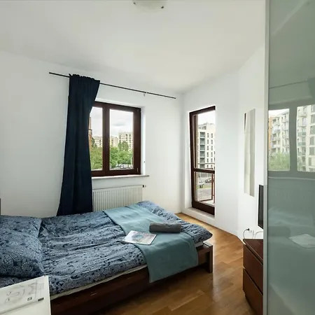 Waw Wilanow Hostel *